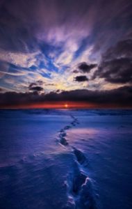 horizons footprints blue snow red sky